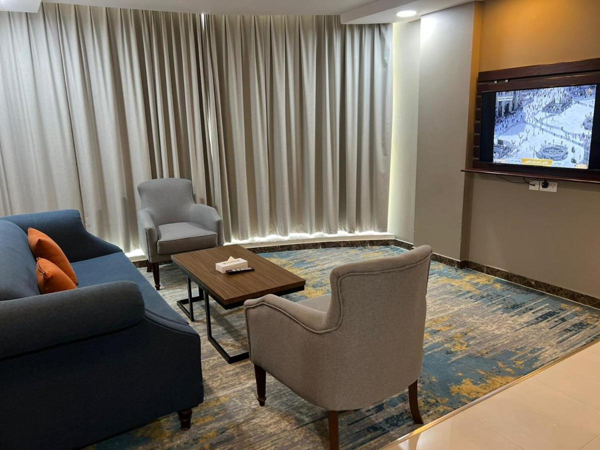 Remaz Suites Hotel Jubail Экстерьер фото
