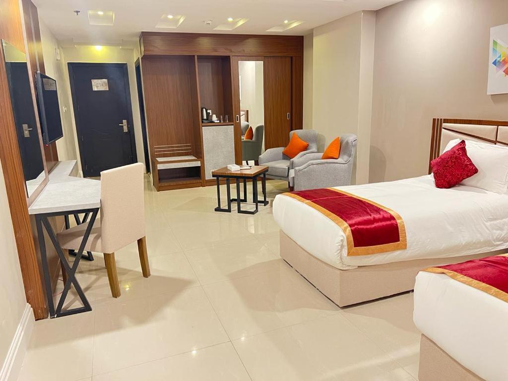Remaz Suites Hotel Jubail Экстерьер фото