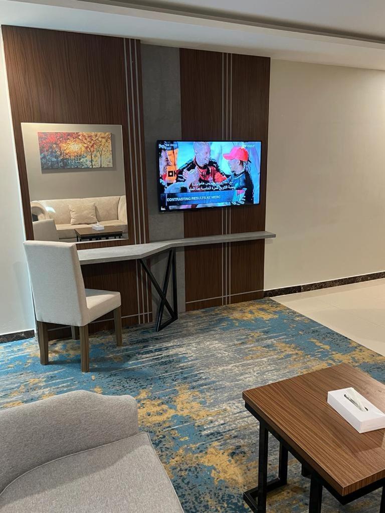Remaz Suites Hotel Jubail Экстерьер фото