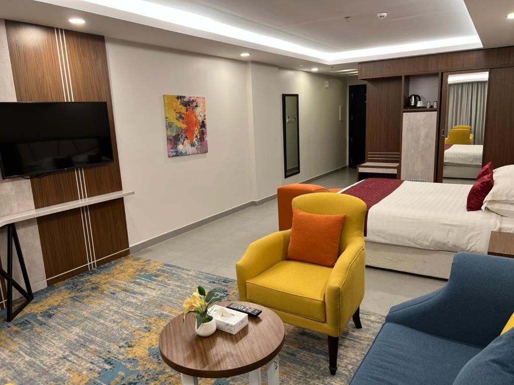 Remaz Suites Hotel Jubail Экстерьер фото