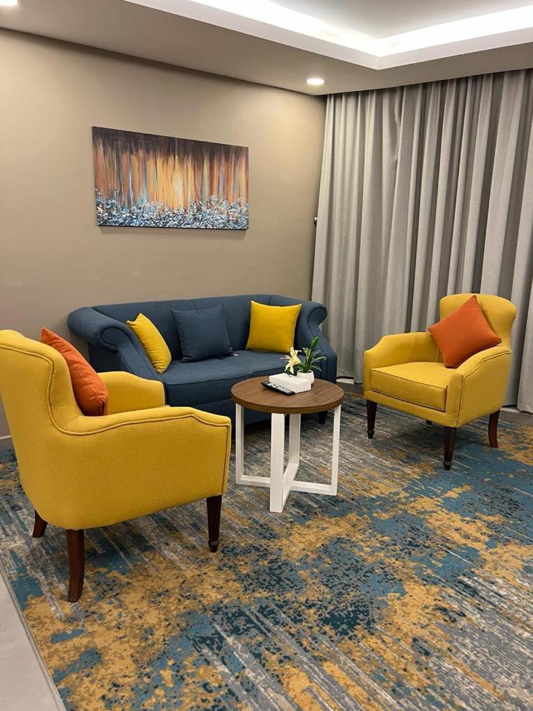 Remaz Suites Hotel Jubail Экстерьер фото