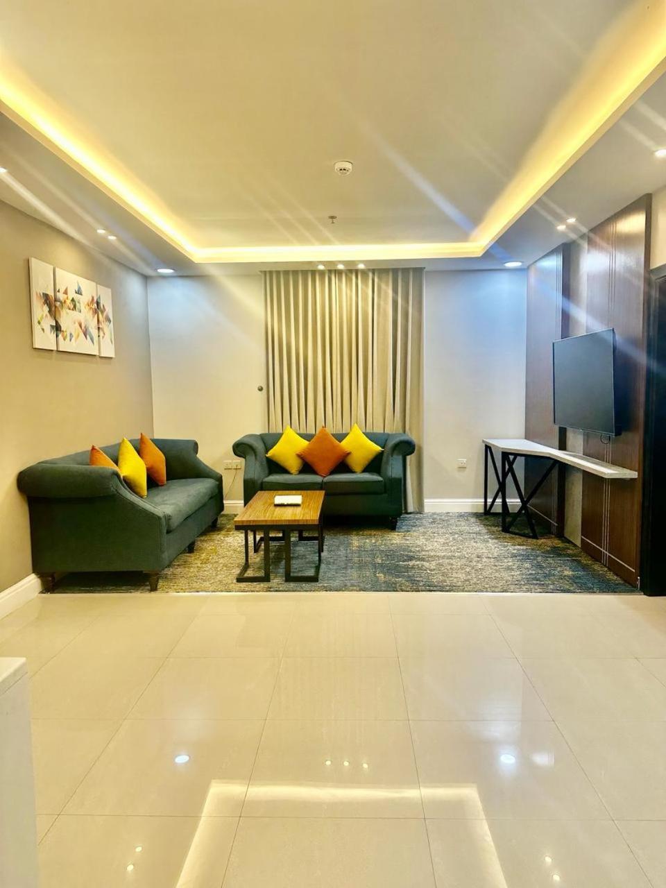 Remaz Suites Hotel Jubail Экстерьер фото