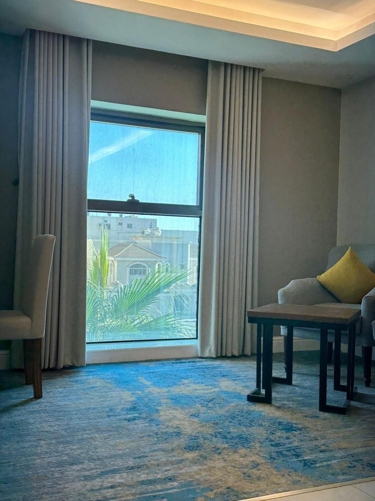 Remaz Suites Hotel Jubail Экстерьер фото